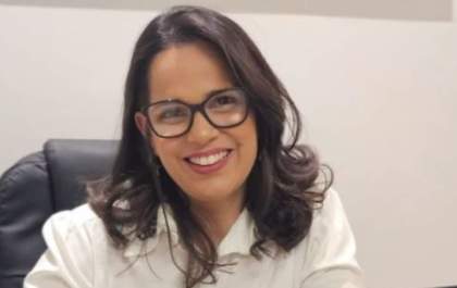 Psicóloga agradece pacientes e amigos e deixa mensagem para 2025