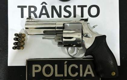 Polícia Militar de Três Lagoas apreende arma de fogo e prende homem por posse irregular