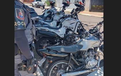 Suspeito de furtos em Araçatuba e Birigui é preso com moto adulterada