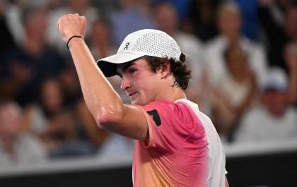 João Fonseca vence top 10 no Aberto da Austrália