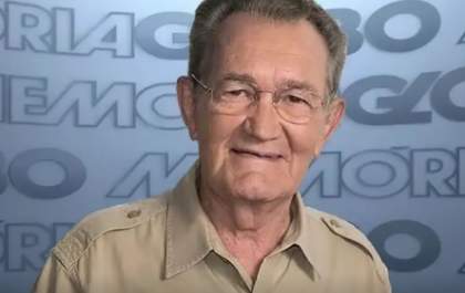 Morre apresentador Léo Batista, aos 92 anos