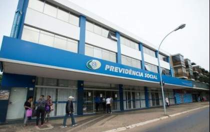INSS: Prova de vida continua existindo, mas bloqueio de benefícios é suspenso por portaria