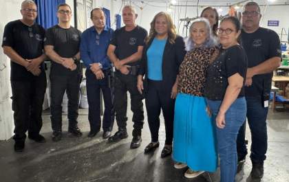 Brasilândia avalia produção de uniformes escolares por reeducandos de Três Lagoas