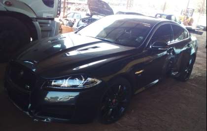 Detran-MS realiza leilão de veículos com destaque para Jaguar XFR e Honda Biz