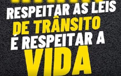 Divisão de Trânsito de Andradina instala mão dupla em trecho da rua Paulo Marim