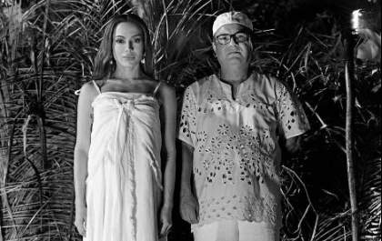 Anitta sofre críticas e perde seguidores após abordar sua religião