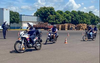 Funcionários da Colormaq concluem curso de pilotagem defensiva