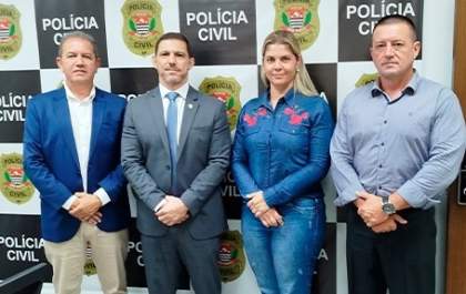 Prefeita de Birigui discute reforma da Delegacia Sede em visita a São Paulo