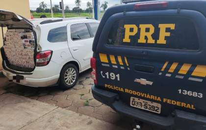 PRF apreende 25 mil maços de cigarros em Bataguassu