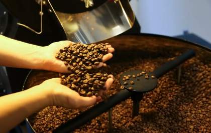 Clima e aumento do consumo devem manter preço do café em alta