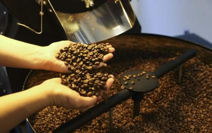 Clima e aumento do consumo devem manter preço do café em alta
