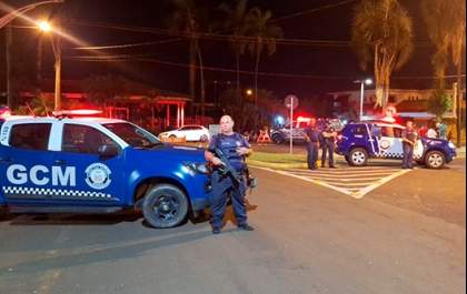Guarda Municipal e Polícia Militar fazem operação em região de bares em Birigui