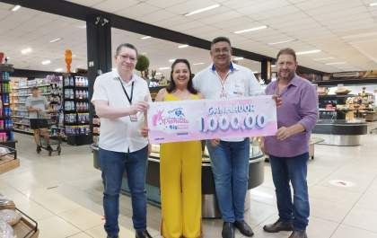 Promoção Família Mais Premiada do Big Mart entrega prêmios em Andradina