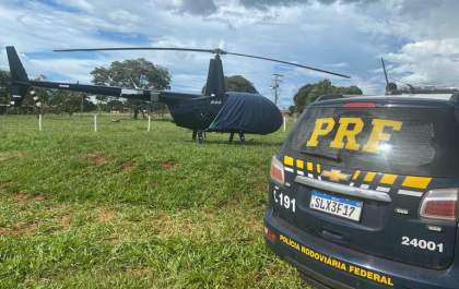 PRF e PC apreendem helicóptero em Paranaíba
