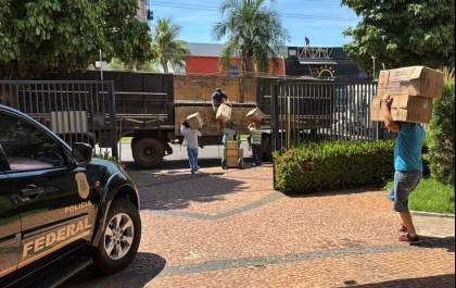 PF encaminha cigarros apreendidos para a Receita Federal