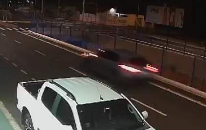 Mulher que bateu carro em moto na ‘Nova Pompeu’ terá que pagar R$ 30 mil de fiança