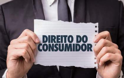 O Direito do Consumidor diante do estouro do celular, o macaco do Sri Lanka e as tempestades brasileiras