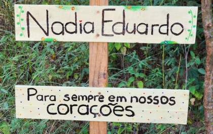Grupo Reviva Cascalheira presta homenagem a professores que morreram em acidente na Marechal Rondon