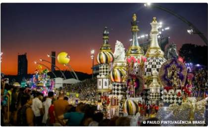 Rosas de Ouro é campeã do carnaval das escolas de samba de São Paulo