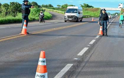 Operação combate “carona amiga” em MS