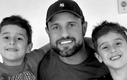 Pai sequestra os filhos gêmeos e acidente fatal deixa os três mortos