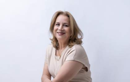 <p>Prof. Miriam Guerra: Vida e trajetória de sucesso</p>
