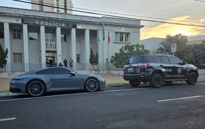 Polícia Civil apreende em Araçatuba Porche por suspeita de estelionato