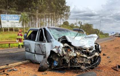 Motorista morre após colisão na BR-163