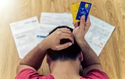 Pesquisa revela que mais de 57 milhões de brasileiros enfrentam dificuldades financeiras