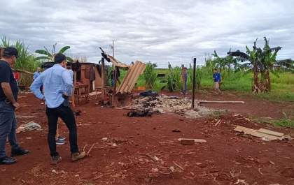 Tragédia na Aldeia Bororó em MS: Incêndio devasta barraco e mata mãe, filha e neta