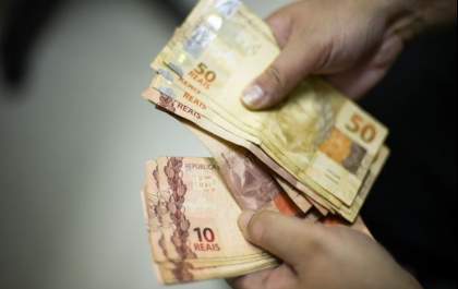 Aumento do ICMS sobre compras internacionais passa a valer nesta terça em dez estados