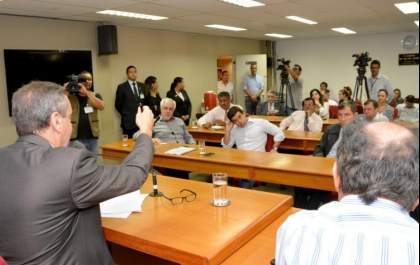 Com fechamento de 15 frigoríficos em MS, audiência debaterá setor
