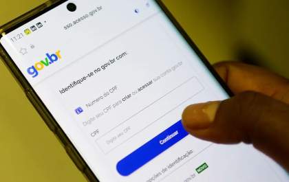 Servidores públicos devem validar cadastro até o final de abril