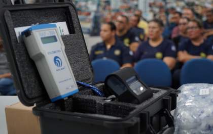 Guarda Municipal de Araçatuba recebe bafômetros para reforçar fiscalização