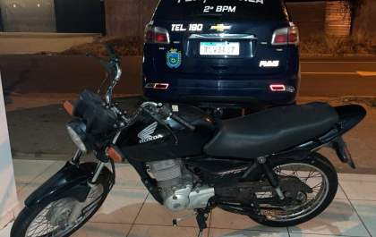Moto furtada e droga são encontradas durante patrulha em Três Lagoas