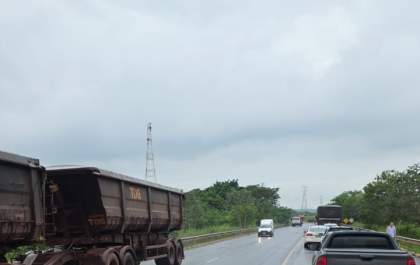 Ponte entre SP e MS tem trânsito congestionado por obras na BR-262