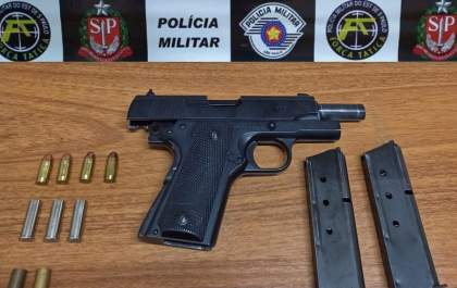 Homem é preso com pistola pela Polícia Militar em Araçatuba