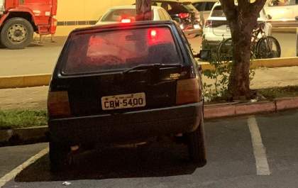 Fiat Uno é furtado no Centro de Três Lagoas na madrugada desta terça-feira (22)