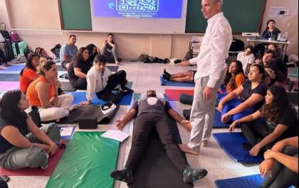 Mato Grosso do Sul dá passo pioneiro e inclui yogaterapia no SUS