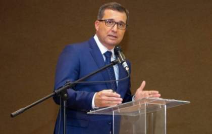 Cassiano apresenta resultados dos 120 dias de governo e quer ouvir a população