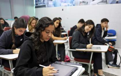 Prazo para pedir isenção da taxa de inscrição do Enem termina às 23h59