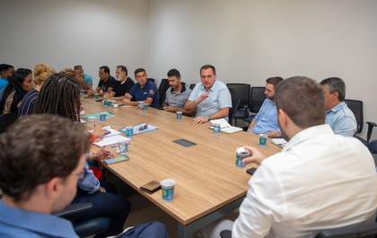 Vereadores recebem representantes da Sanesul e MS Pantanal