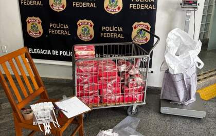 Droga apreendida com casal pesou 89 quilos