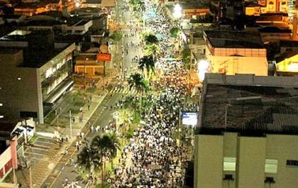 Quatro mil vão à ruas pacificamente em São José do Rio Preto