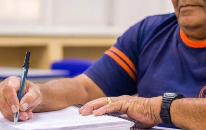 Inscrições para Educação de Jovens e Adultos (EJA) estão abertas até quarta-feira