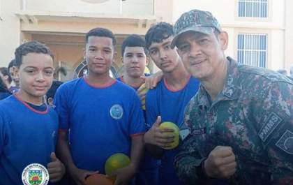 Projeto Florestinha participa da caminhada “Faça Bonito” em Três Lagoas