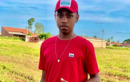 Corpo do jovem Kauan Bonfim está sendo velado na capela do Duílio&nbsp;
