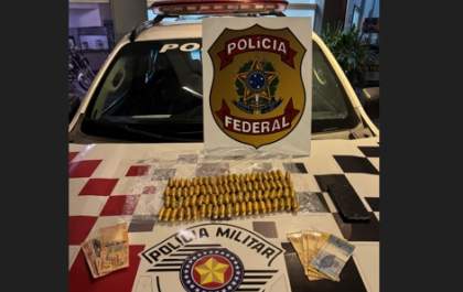 PM prende homem com 84 cápsulas de pasta base de cocaína no estômago