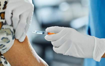 Vacinação contra gripe continua em 3 UBS e “delivery” para acamados