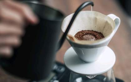 Preço do café deve recuar em 2026, mas valores seguem elevados para o consumidor